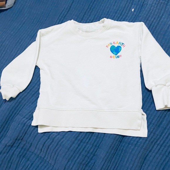 Zara Girls Sweatshirt Graphic Tee Crewneck Size 6 - Picture 2 of 3